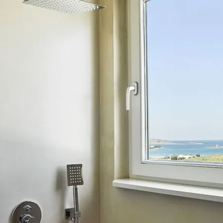 Maria Seaview Near بيت للعطل ناوسا